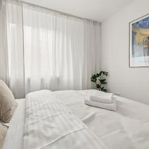 Apartament Rentplanet - Przy Palacu Kultury I Nauki, Warszawa