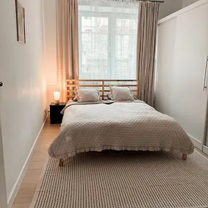 Apartament Komfortowy Pobyt Zielony Mokotow Narbutta Metro Pole Mokotowskie 10 Min Od Centrum, Warszawa